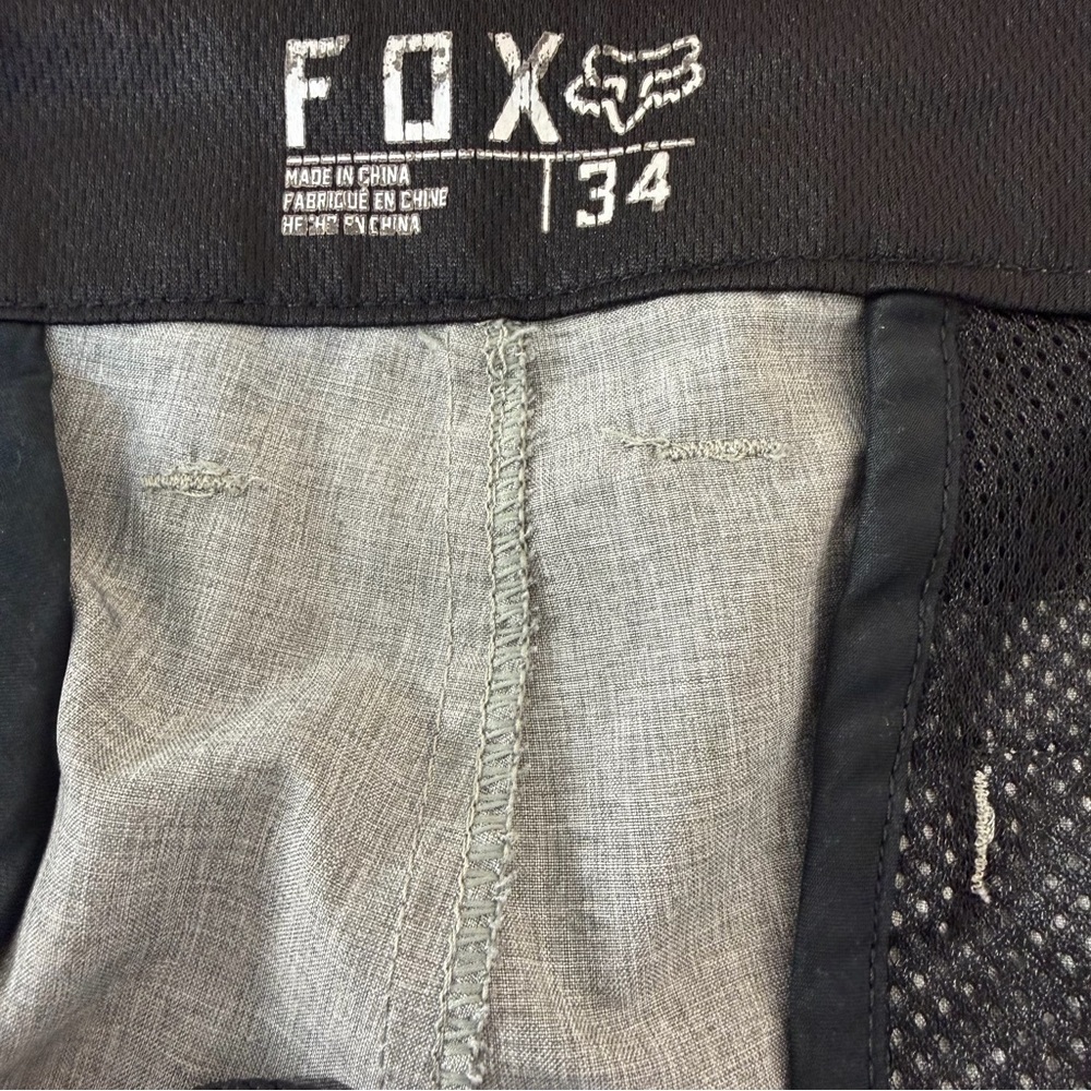 Fox Racing Men's Shorts Gray Size 34 - Picture 7 of 7